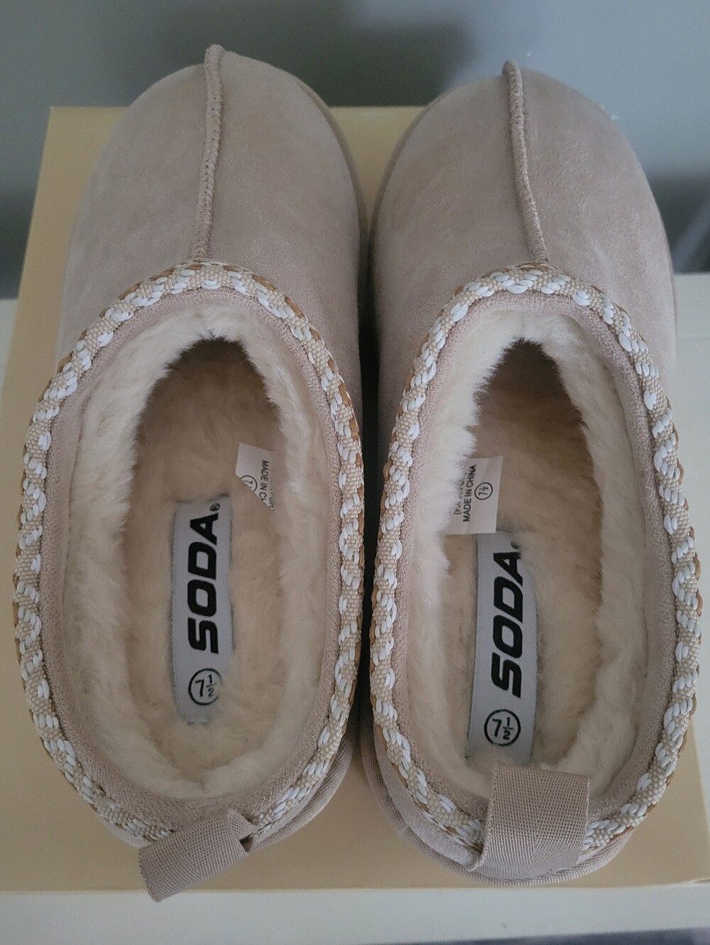 SODA Chunky Platform Slippers - Picture 4 of 4